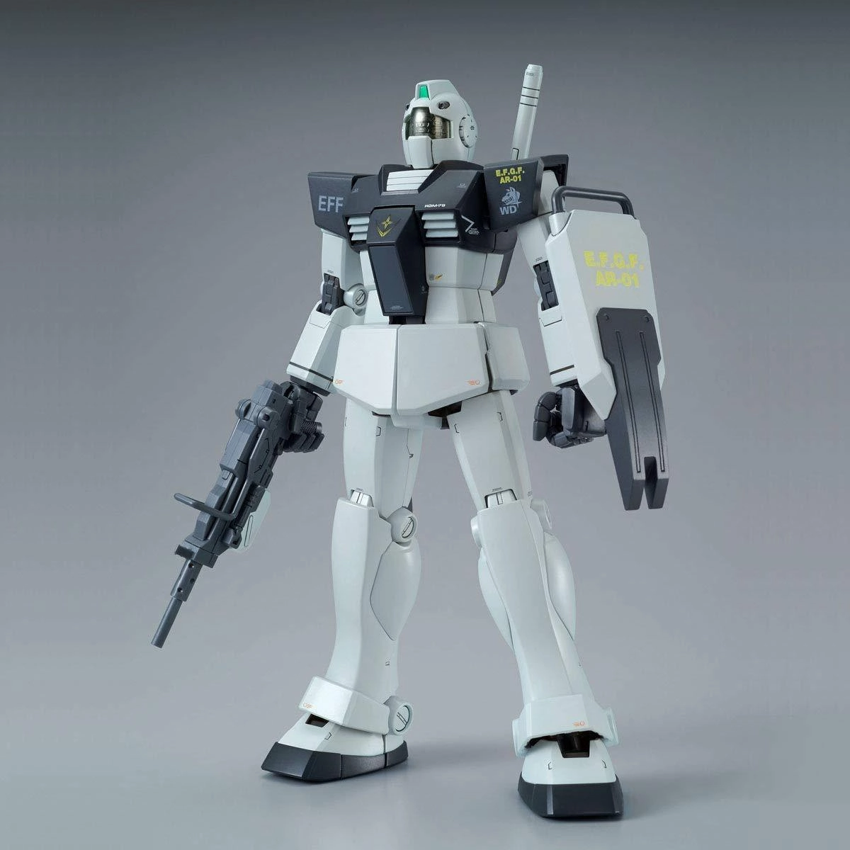 Gundam 1/100 MG Gundam 0079 RGM-79 GM White Dingo Team Custom Model Kit Exclusive Deity Statue