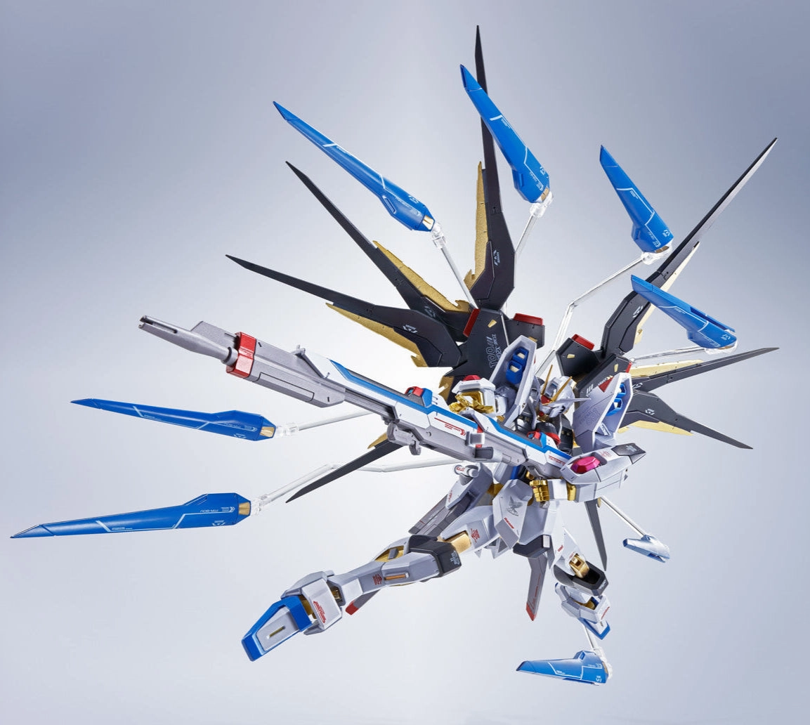 Bandai Metal Robot Spirits Gundam Seed Destiny ZGMF-X20A Strike Freedom Gundam [Re:Coordinate] Action Figure Posable Figure