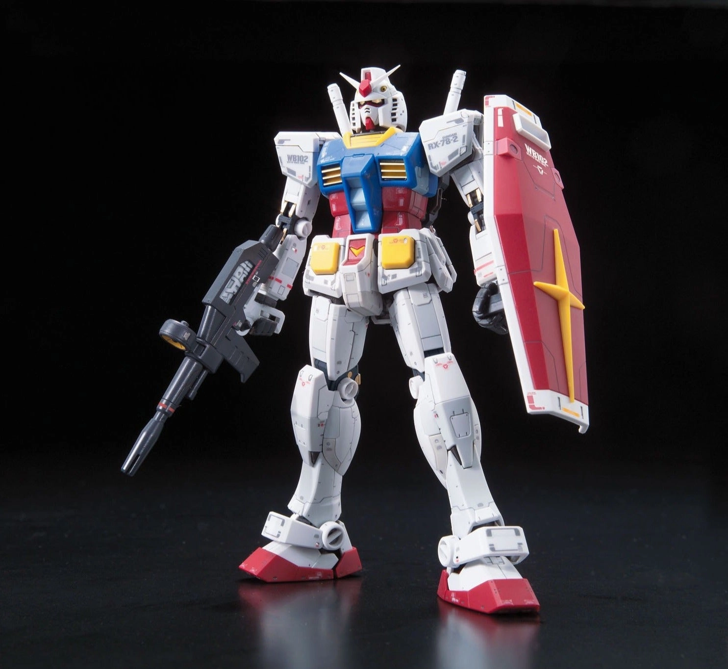 Gundam 1/144 RG #01 Gundam 0079 RX-78-2 Gundam E.F.S.F. Model Kit Roman Figure