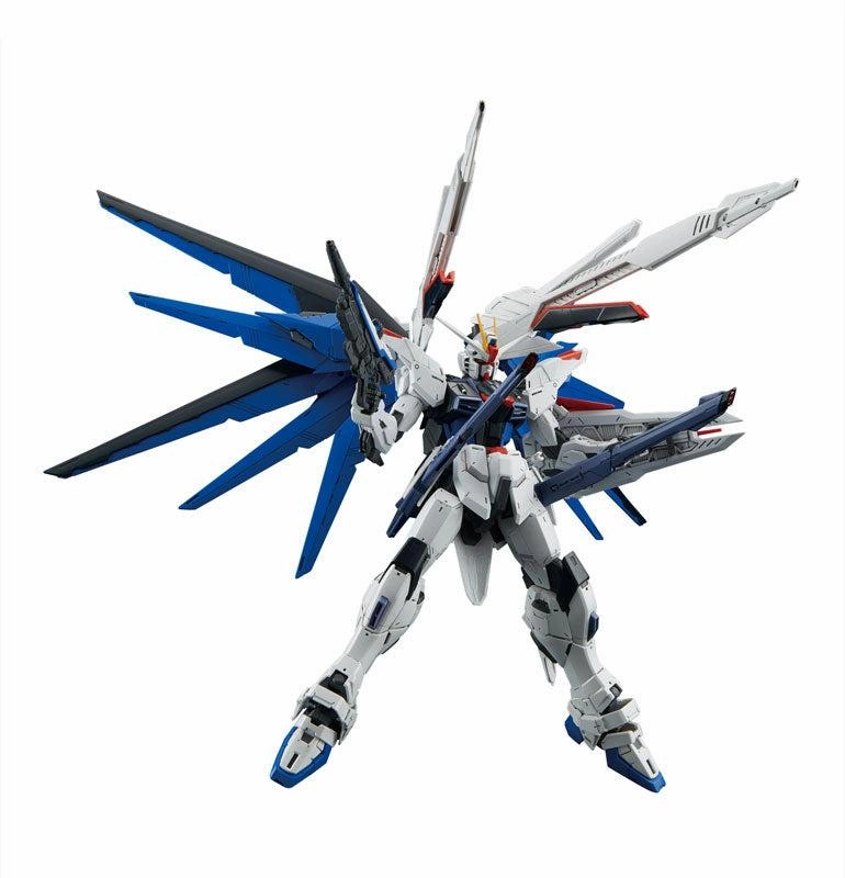Gundam 1/100 MG Seed ZGMF-X10A Freedom Gundam 2.0 Model Kit Vinyl Model Custom Arrangement